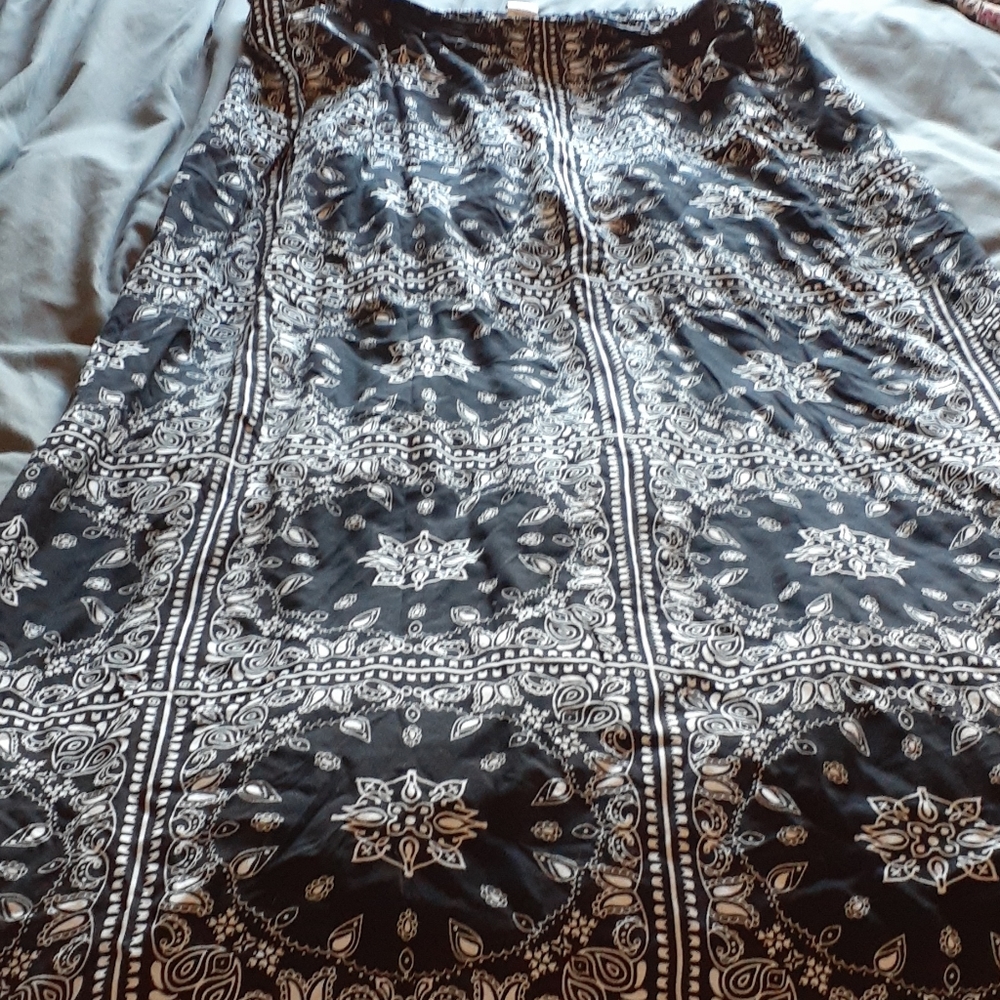 Clothes - Picture 2 of 2